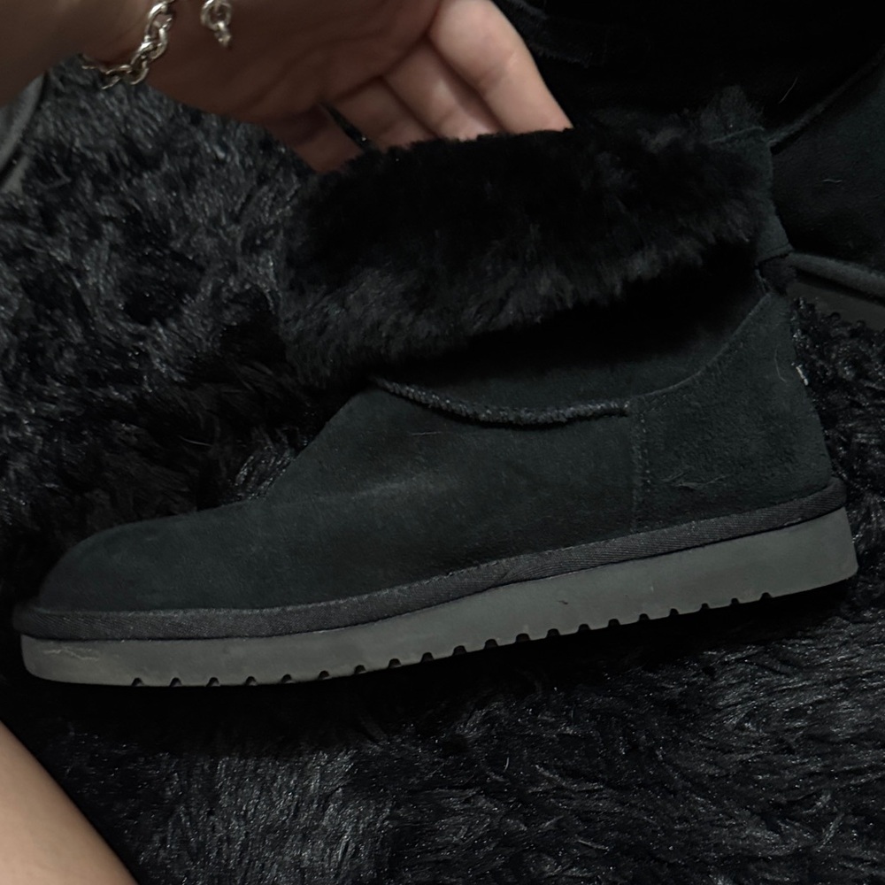 Koolaburra Black Suede Fur Boots Foldable